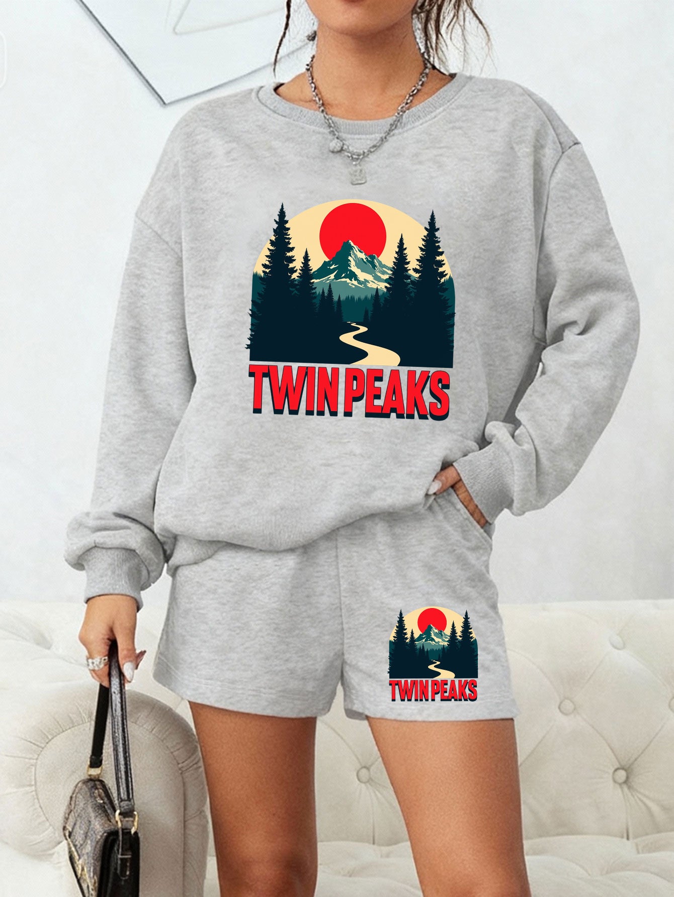 Women's Twin Peaks Sunset Print Lounge Set – Black Casual Sweatshirt &amp; Shorts