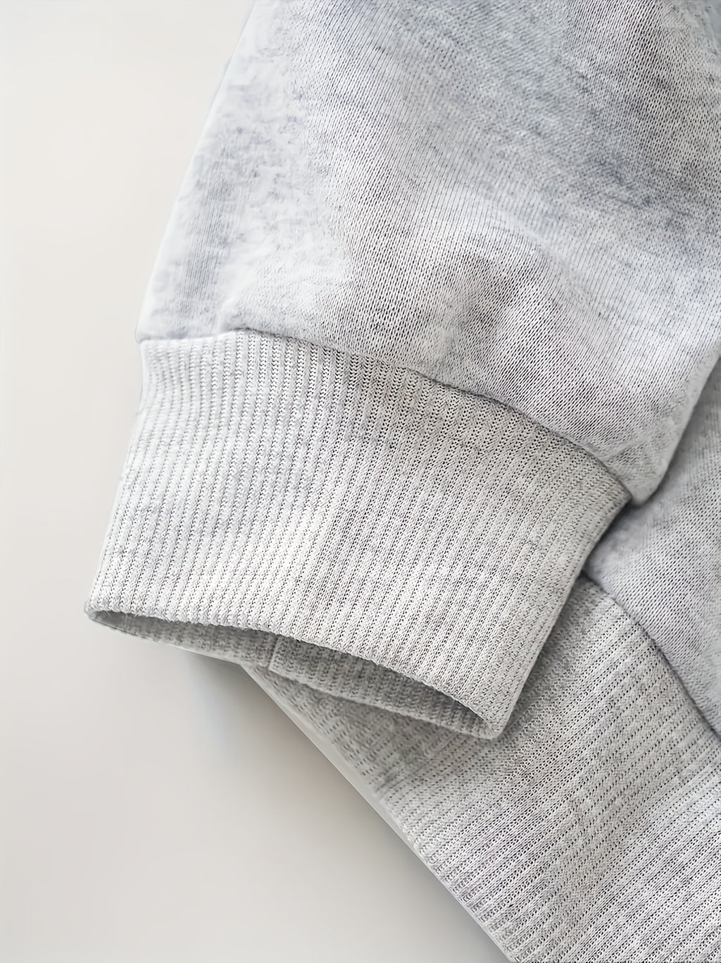 "It Wasn't Me" Funny Christmas Tree Sweatshirt - Grey Crewneck