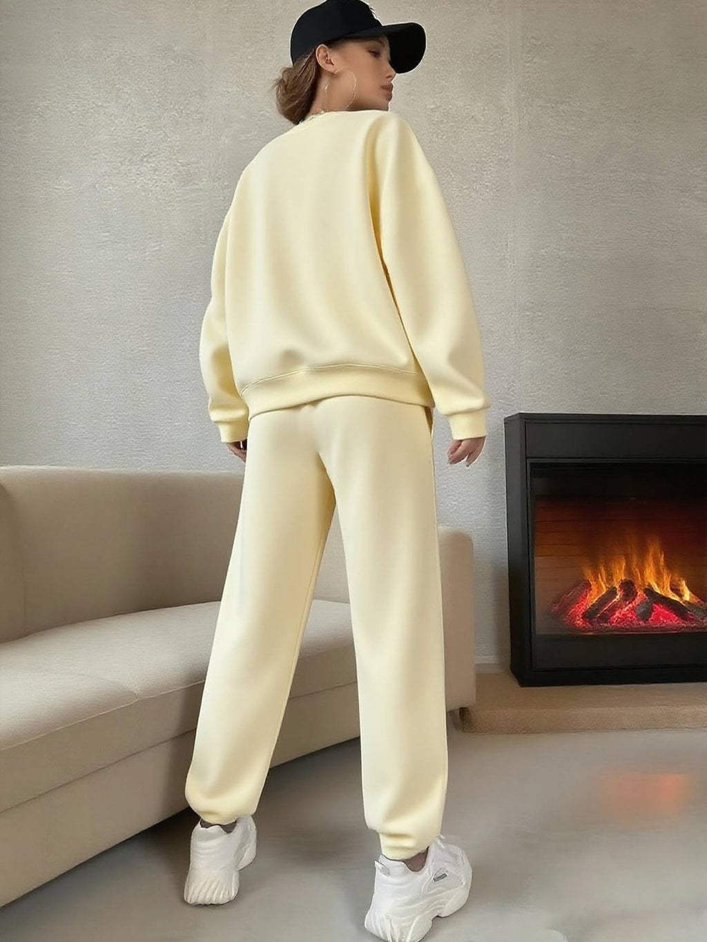 Oversized Plush Lounge Set - Warm Sweatshirt & Drawstring Pants