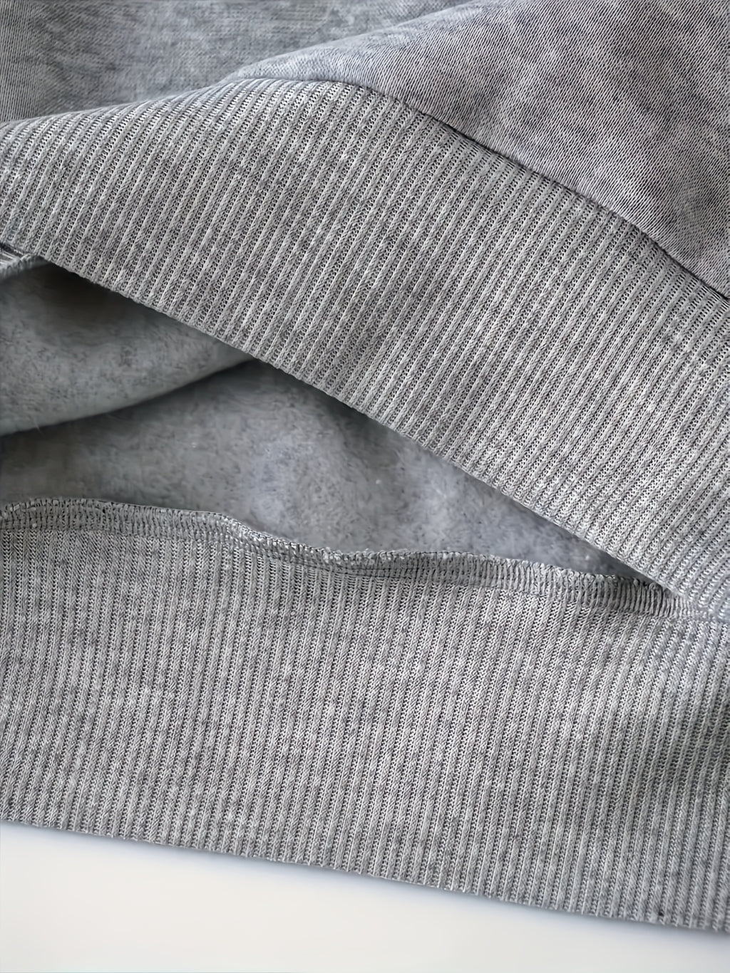 "It Wasn't Me" Funny Christmas Tree Sweatshirt - Grey Crewneck